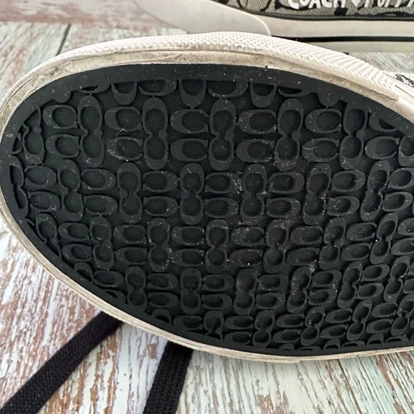 🔹Coach Women’s Black Printed Sneakers - Size 6B🔸 - Picture 4 of 16